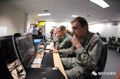 美军实施新网络安全计划 集成与维护军事计算机系统的关键举措
